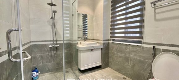 5 bedrooms House in Long Bien, Vietnam No. 688 14