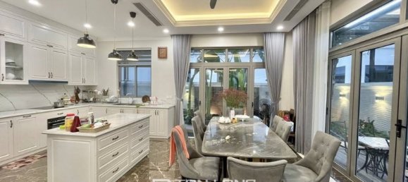 5 bedrooms House in Long Bien, Vietnam No. 688 4