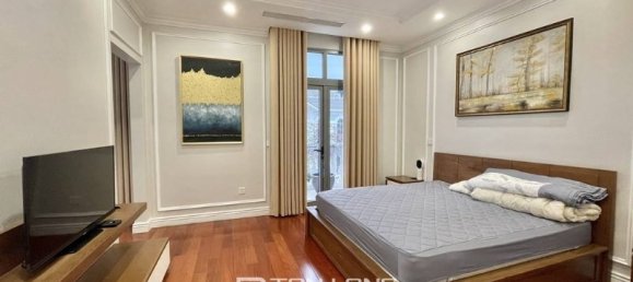 5 bedrooms House in Long Bien, Vietnam No. 688 6