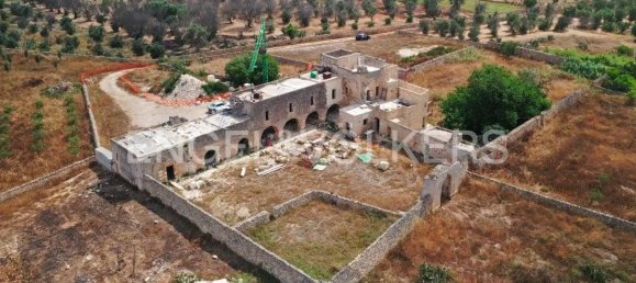 6 bedrooms House in Lecce, Italy No. 68616 16