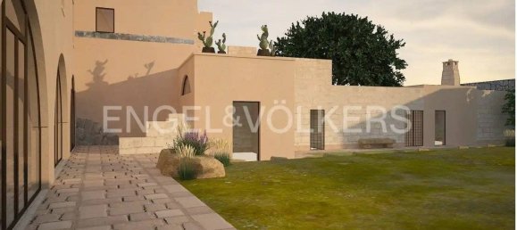 6 bedrooms House in Lecce, Italy No. 68616 15