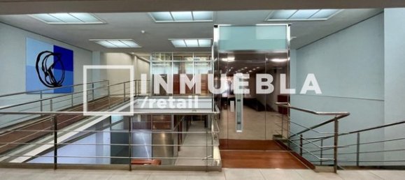 Gewerbliche Immobilie in Eixample, Spain 1600m², Nr. 20671 10