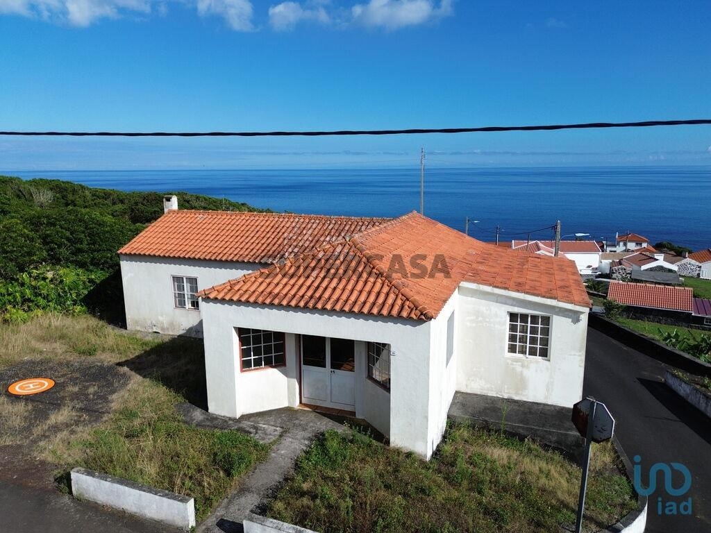 Gewerbliche Immobilie in Lajes do Pico, Portugal 159m², Nr. 245035
