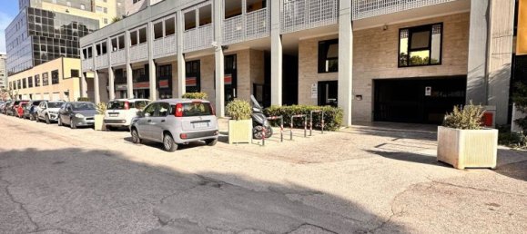 Гараж 5м² в Бари, Италия № 177755 6