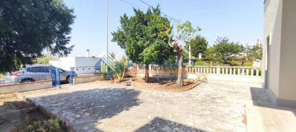 3 rooms Villa in Monopoli, Italy No. 177621 3