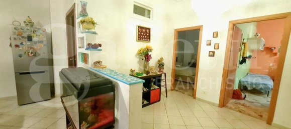 4 rooms Apartment in Palermo, Italy No. 324946 11