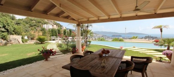 7 rooms Villa in Bodrum, Turkey No. 28207 3