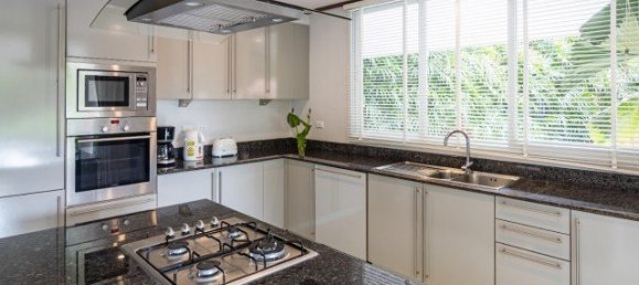 4 bedrooms Villa in Karon, Thailand No. 12500 6