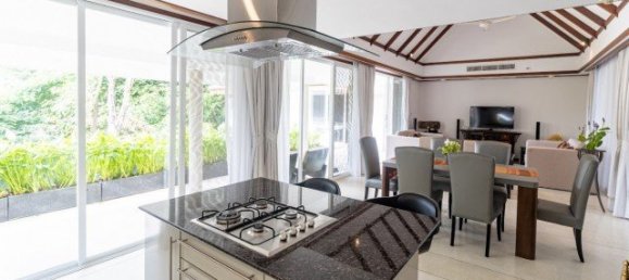 4 bedrooms Villa in Karon, Thailand No. 12500 5