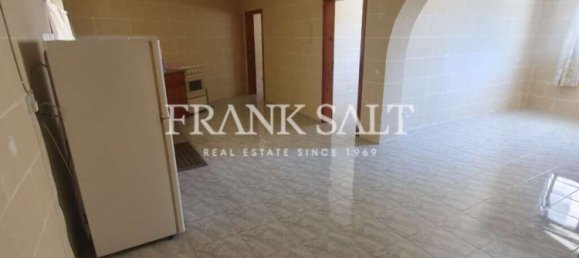 3 bedrooms Apartment in Qala, Malta No. 1051 5