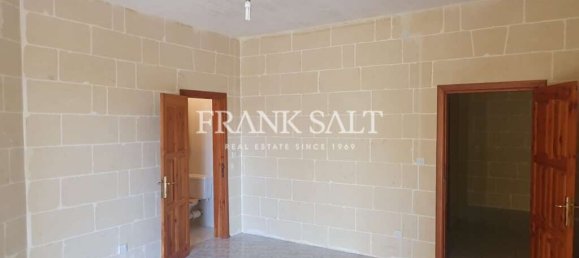 3 bedrooms Apartment in Qala, Malta No. 1051 9