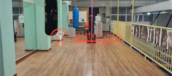 Propiedad comercial en Trani, Italy 493 m² No. 53361 20