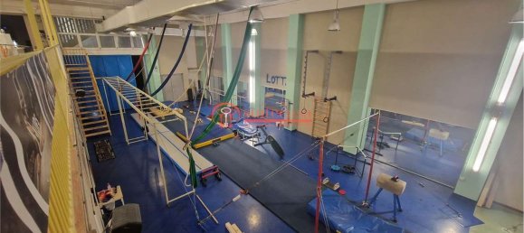 Propiedad comercial en Trani, Italy 493 m² No. 53361 16