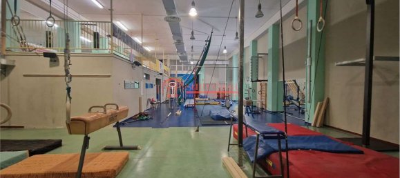 Propiedad comercial en Trani, Italy 493 m² No. 53361 2