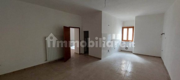Apartamento T2 em Nocera Umbra, Italy N.º 14270 13