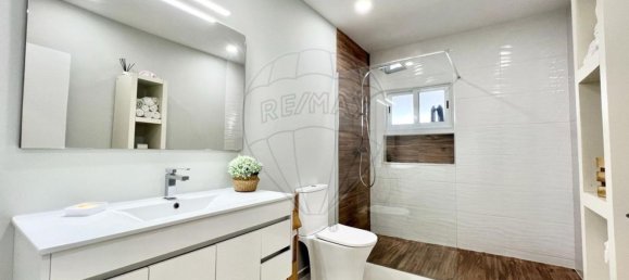 3 bedrooms House in Setubal, Portugal No. 17339 13