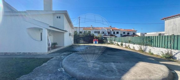 3 bedrooms House in Setubal, Portugal No. 17339 2