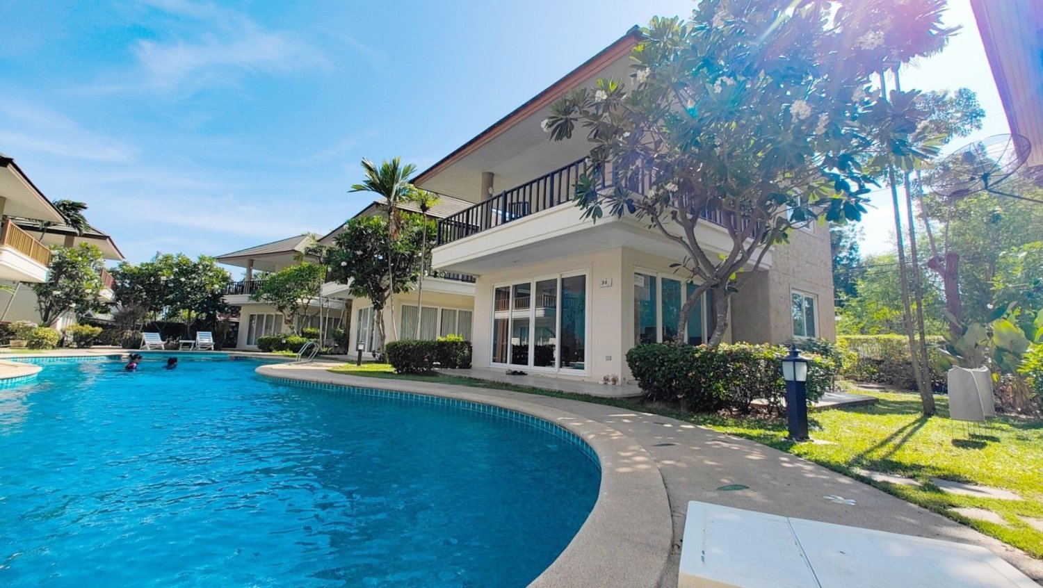 Дом с 2 спальнями в Ча-ам, Таиланд № 73887