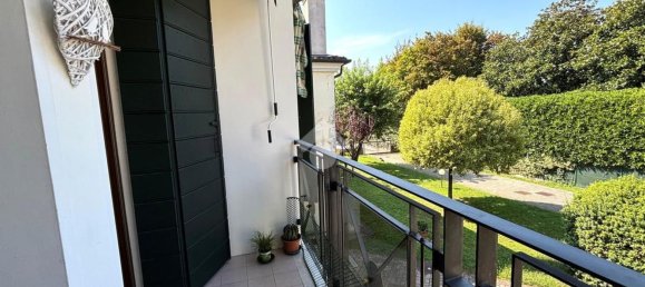 Квартира с 3 спальнями в Сан Бьяджо ди Каллальта, Италия № 363929 21