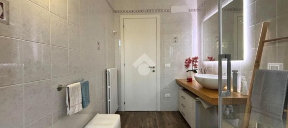 Квартира с 3 спальнями в Сан Бьяджо ди Каллальта, Италия № 363929 10