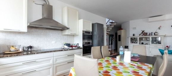 Ático de 3 dormitorios en Sulbiate, Italy No. 364326 12