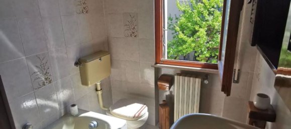 3 rooms Apartment in Arezzo, Italy No. 299707 11
