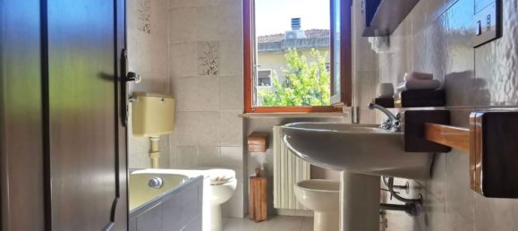 3 rooms Apartment in Arezzo, Italy No. 299707 12