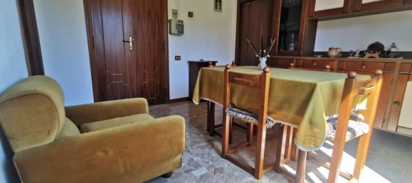 3 rooms Apartment in Arezzo, Italy No. 299707 16