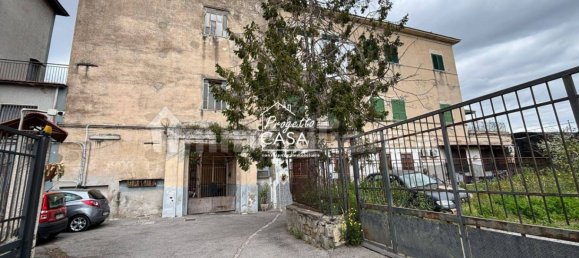 Apartamento de 3 dormitorios en Naples, Italy No. 10505 25