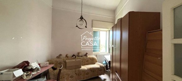 Apartamento de 3 dormitorios en Naples, Italy No. 10505 10