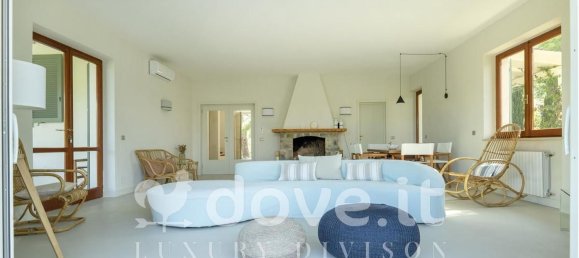 8 rooms Villa in Capoliveri, Italy No. 114052 12