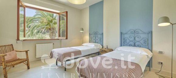 8 rooms Villa in Capoliveri, Italy No. 114052 22