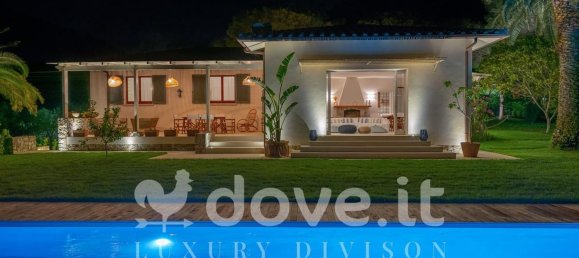 8 rooms Villa in Capoliveri, Italy No. 114052 3