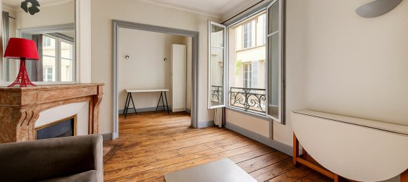 1 bedroom Apartment in Paris, France No. 334725 2