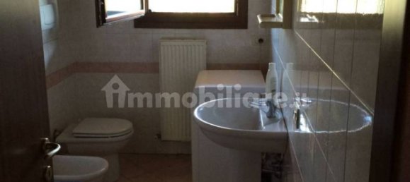 1 bedroom Apartment in Udine, Italy No. 250911 4