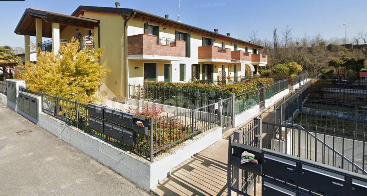1 bedroom Apartment in Udine, Italy No. 250911