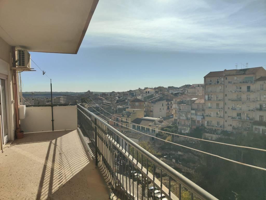 4 rooms Apartment in Ragusa, Italy No. 148876