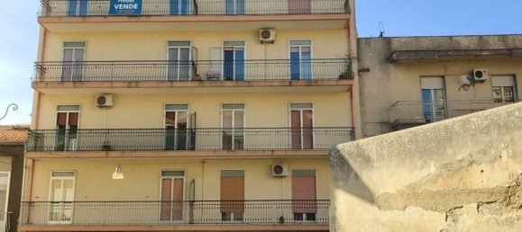 4 rooms Apartment in Ragusa, Italy No. 148876 2