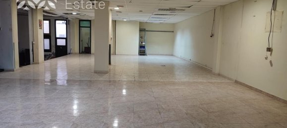 225m² Commercial property in Horta-Guinardo, Spain No. 79080 3