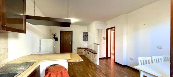 Квартира с 5 комнатами в Аквавива Пичена, Италия № 66351 6