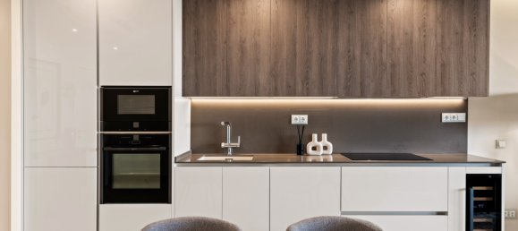 4 bedrooms Apartment in Estepona, Spain No. 3026 13