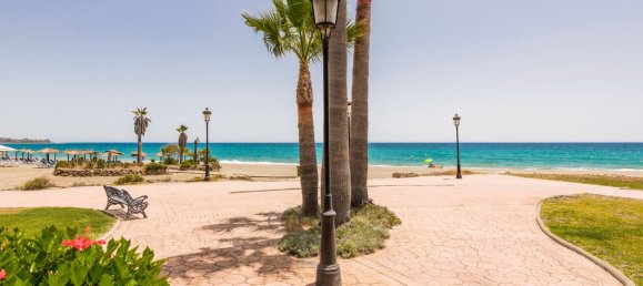 4 bedrooms Apartment in Estepona, Spain No. 3026 20