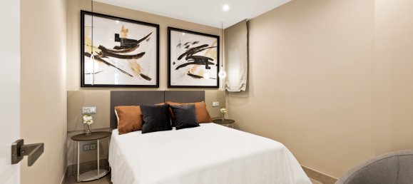 4 bedrooms Apartment in Estepona, Spain No. 3026 5