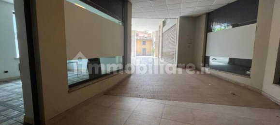 Propiedad comercial de 2 habitaciónes en Sarnico, Italy No. 262559 7
