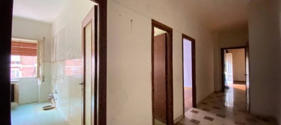 2 Schlafzimmer Wohnung in Rome, Italy, Nr. 201115 19