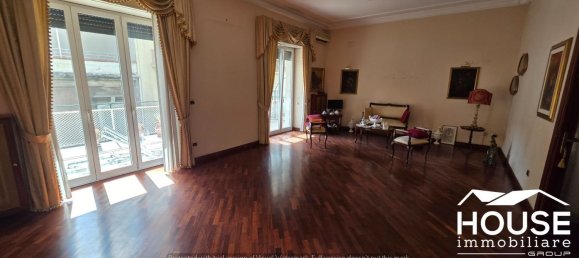 Apartamento de 7 habitaciónes en Catania, Italy No. 259696 12