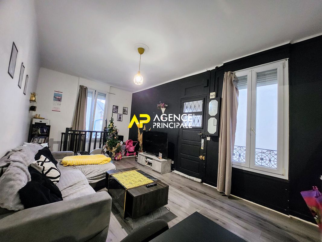 Adosado de 2 dormitorios en Argenteuil, France No. 147092