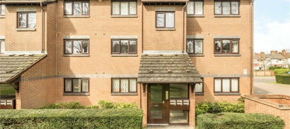 2 bedrooms Apartment in London, United Kingdom No. 12960 5