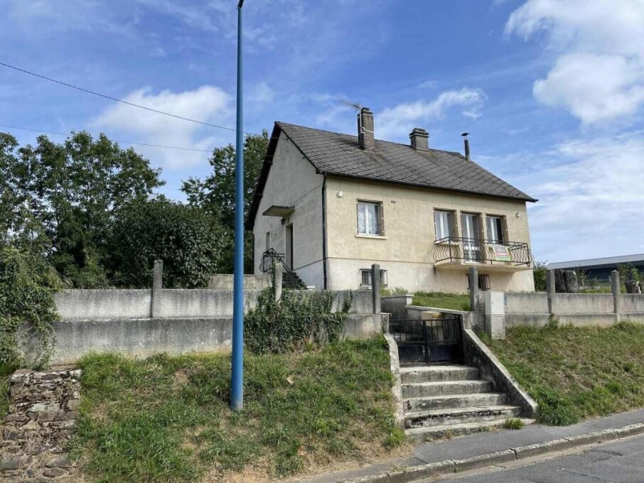 3 bedrooms House in Signy-le-Petit, France No. 317316