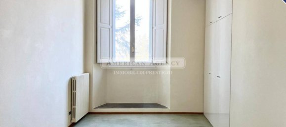 9 rooms Apartment in Florence, Italy No. 34717 17